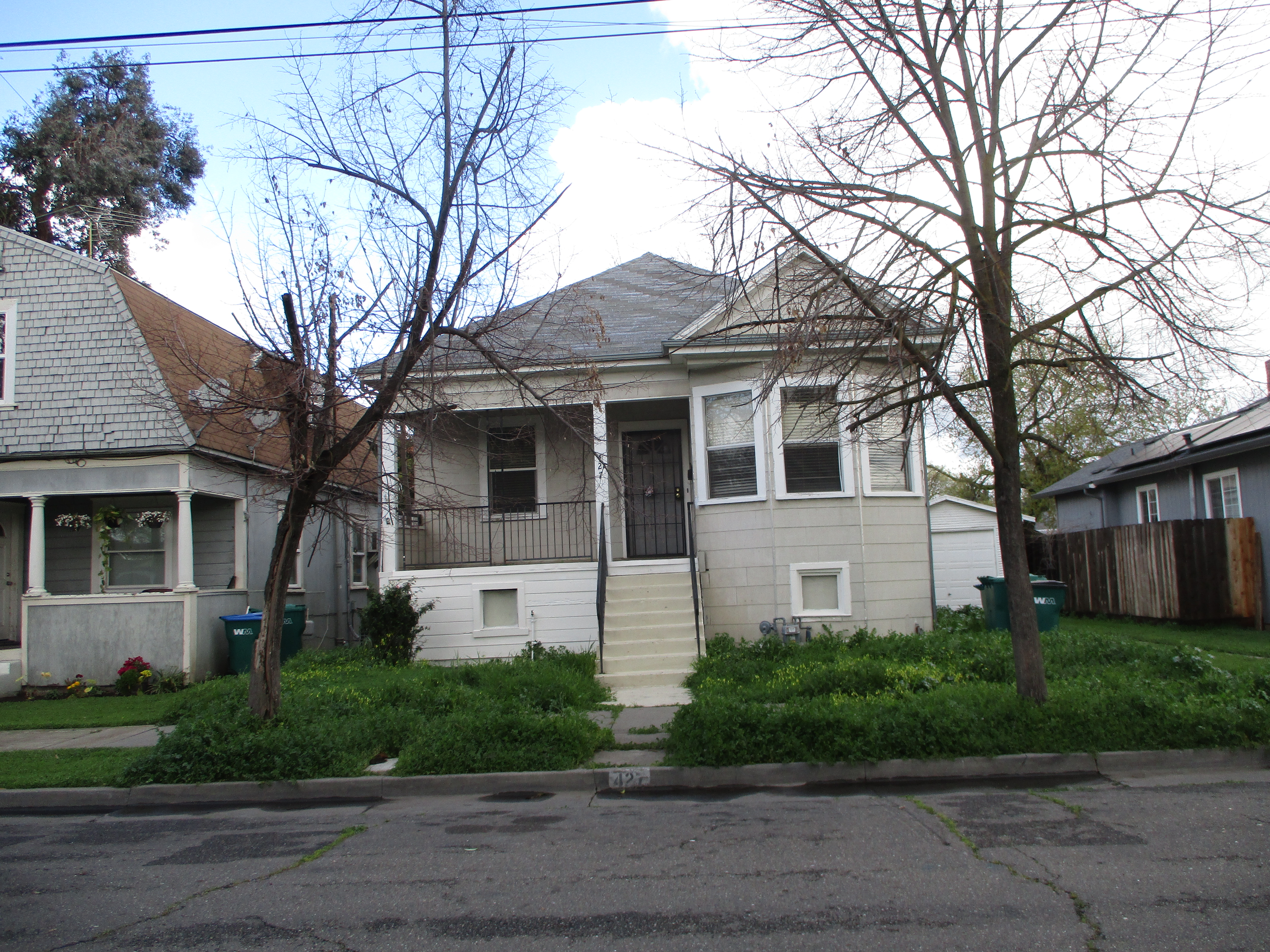 Back house 